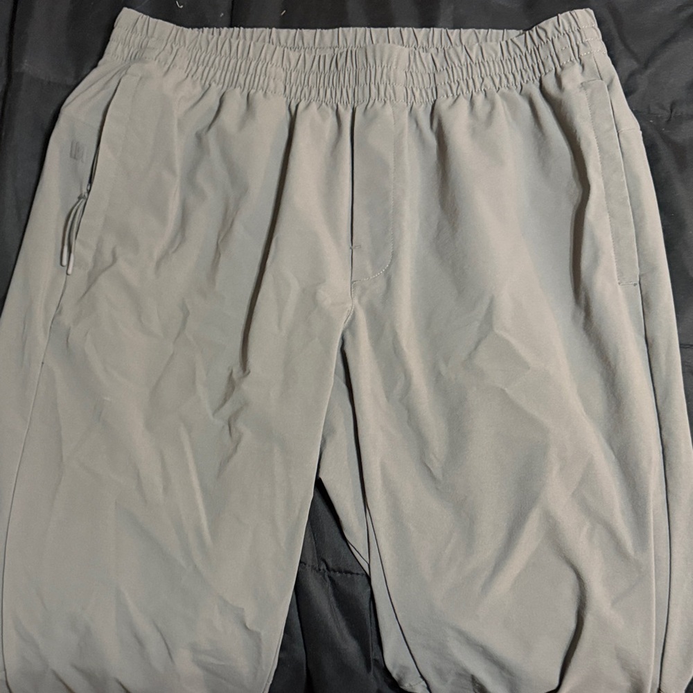 VRST Charcoal Joggers